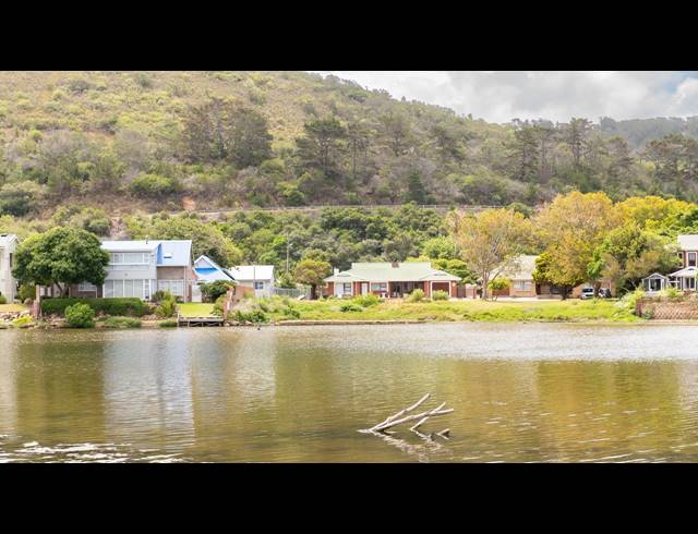 648M² VACANT LAND FOR SALE IN ISLAND COVE